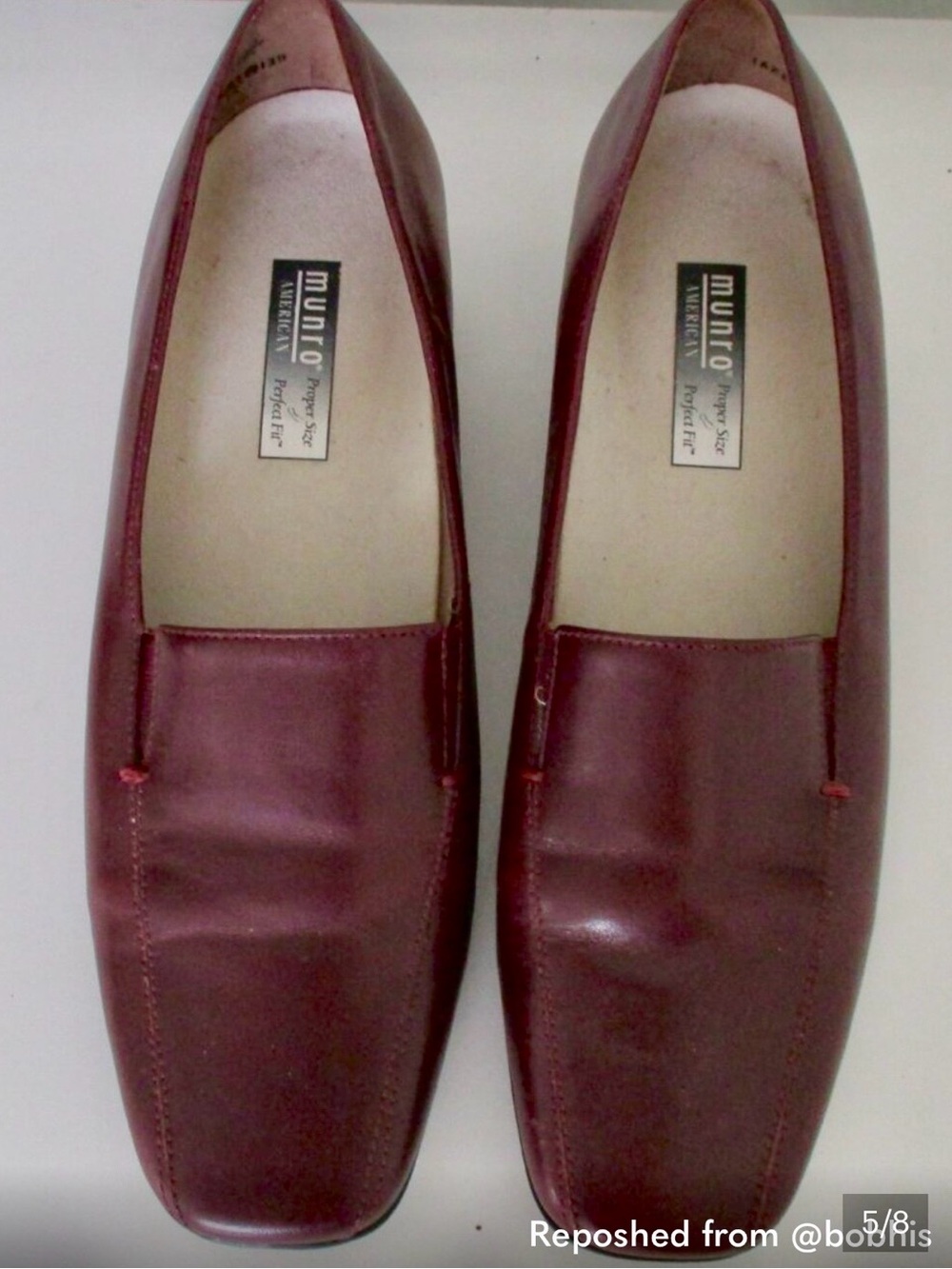 Munro Women's Leather Loafers
Cordovan Size 9M - Picture 5 of 8